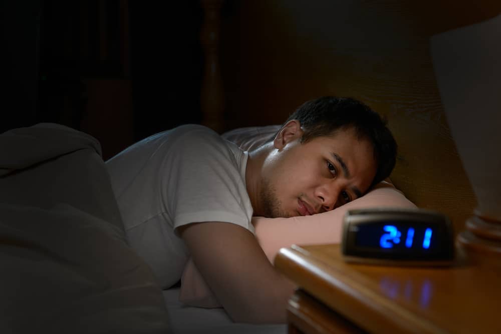 El impacto del estrés te hace dormir mal.