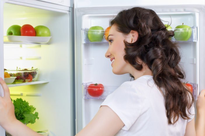 los alimentos no pueden entrar en el refrigerador