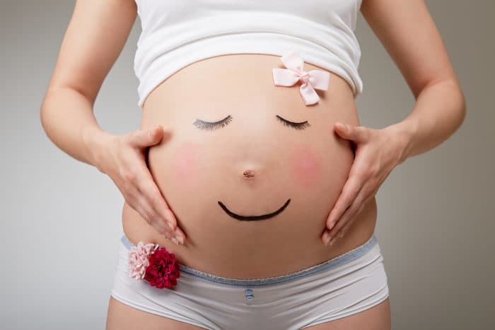 El desarrollo fetal puede reconocer la cara en el útero.